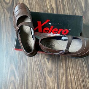 NWT Xelero X17214 Siena Brown 8D